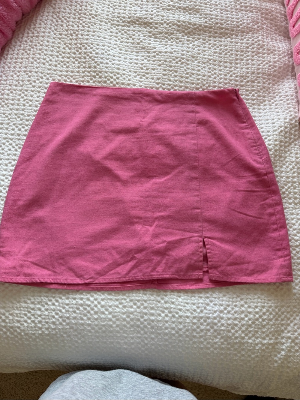 Le Lis Pink Mini Skirt with Front Slit